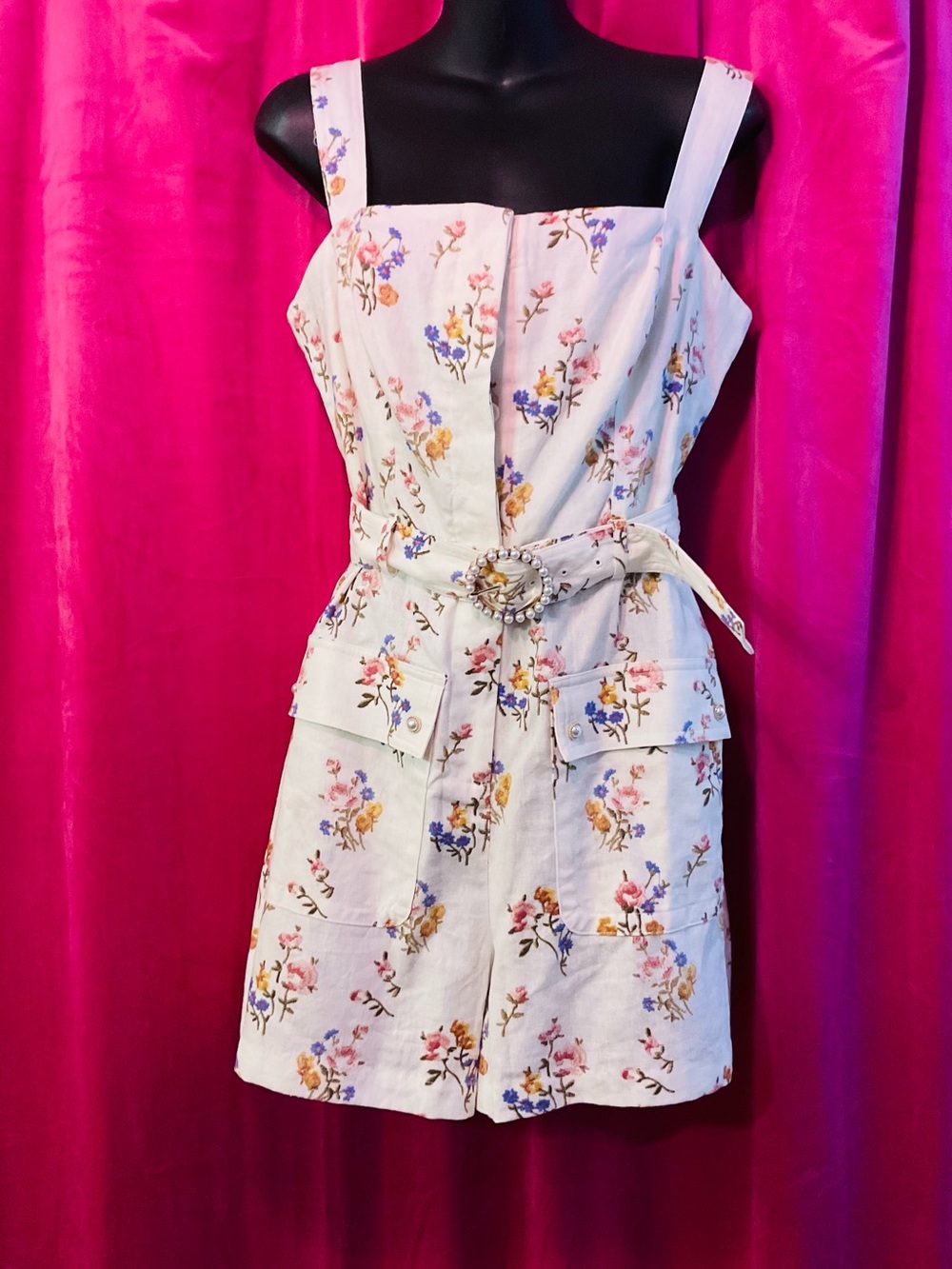 House of Harlow 1960 White Floral Sleeveless Belted Romper
